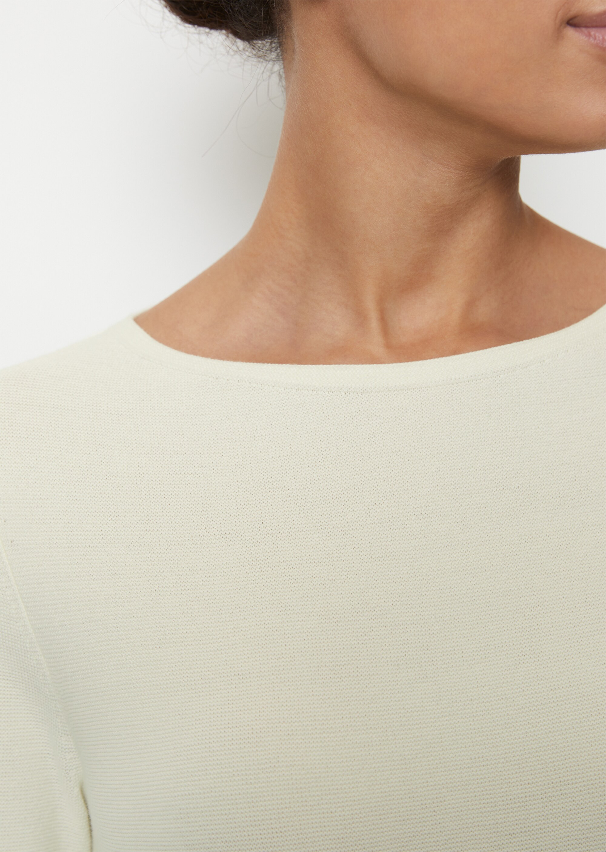 Rundhals-Strickpullover regularmit feinen linken Maschen