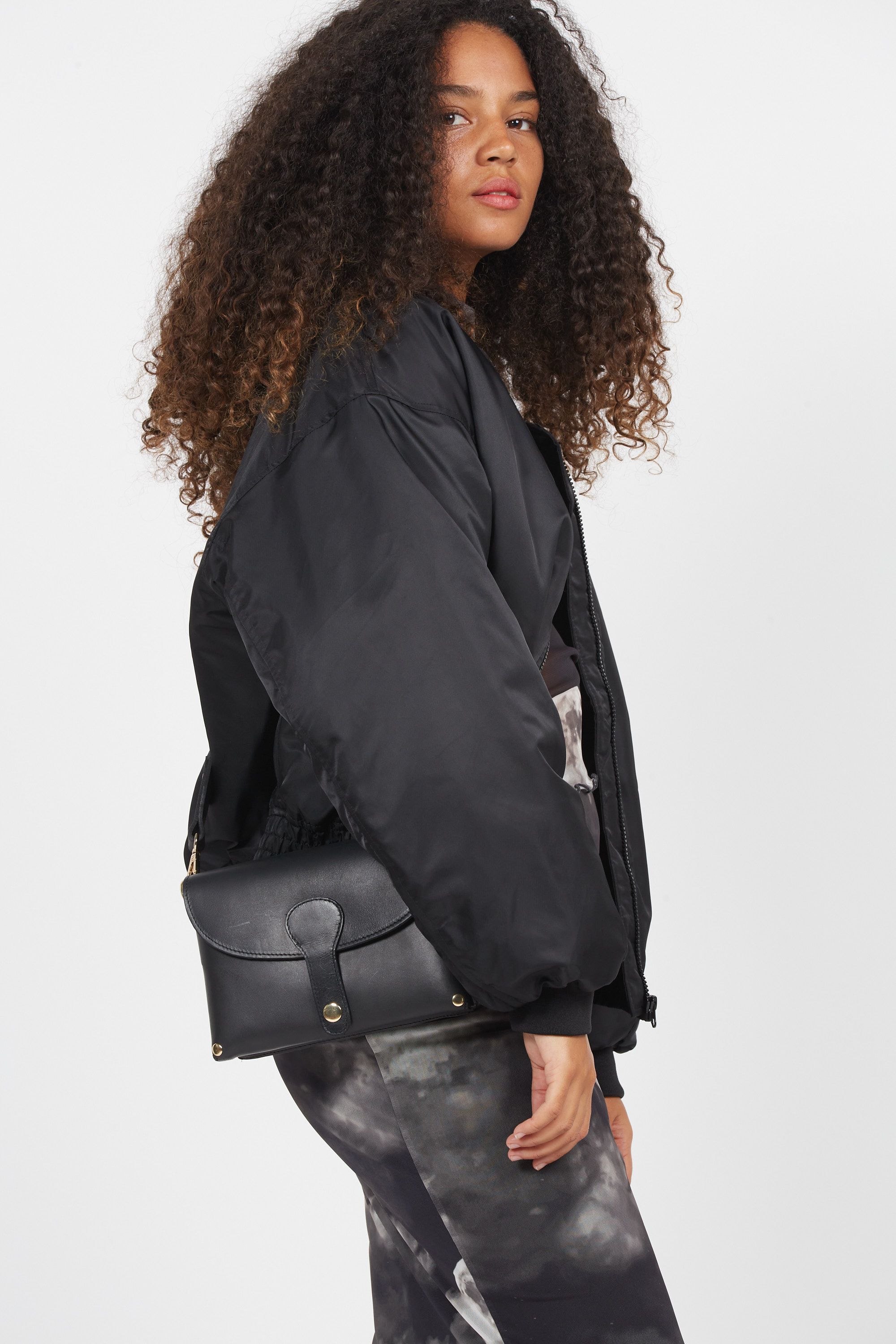 PIECES Sac bandoulière  PCJEANETT LEATHER CROSS BODY FC Noir