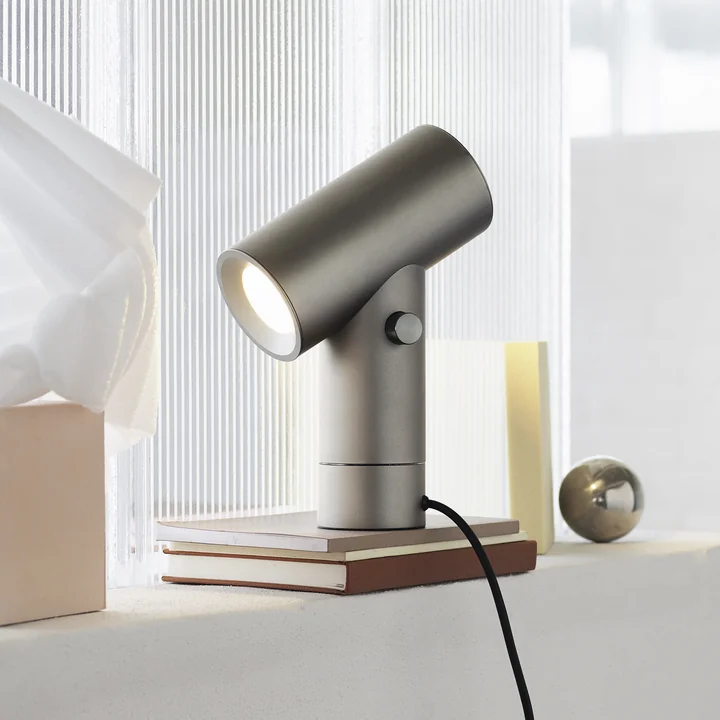 Muuto - Beam LED-Tischleuchte, Aluminium, H 26,2 cm
