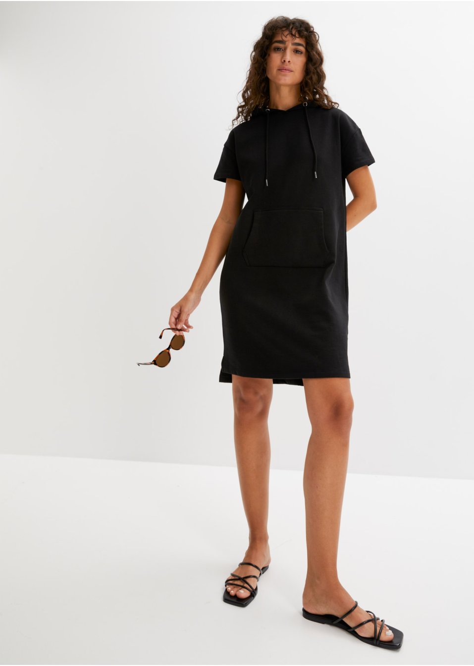 Robe sweat à manches courtes