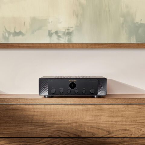 De Marantz MODEL 60n – exclusieve streaming hi-fi stereo versterker Zwart