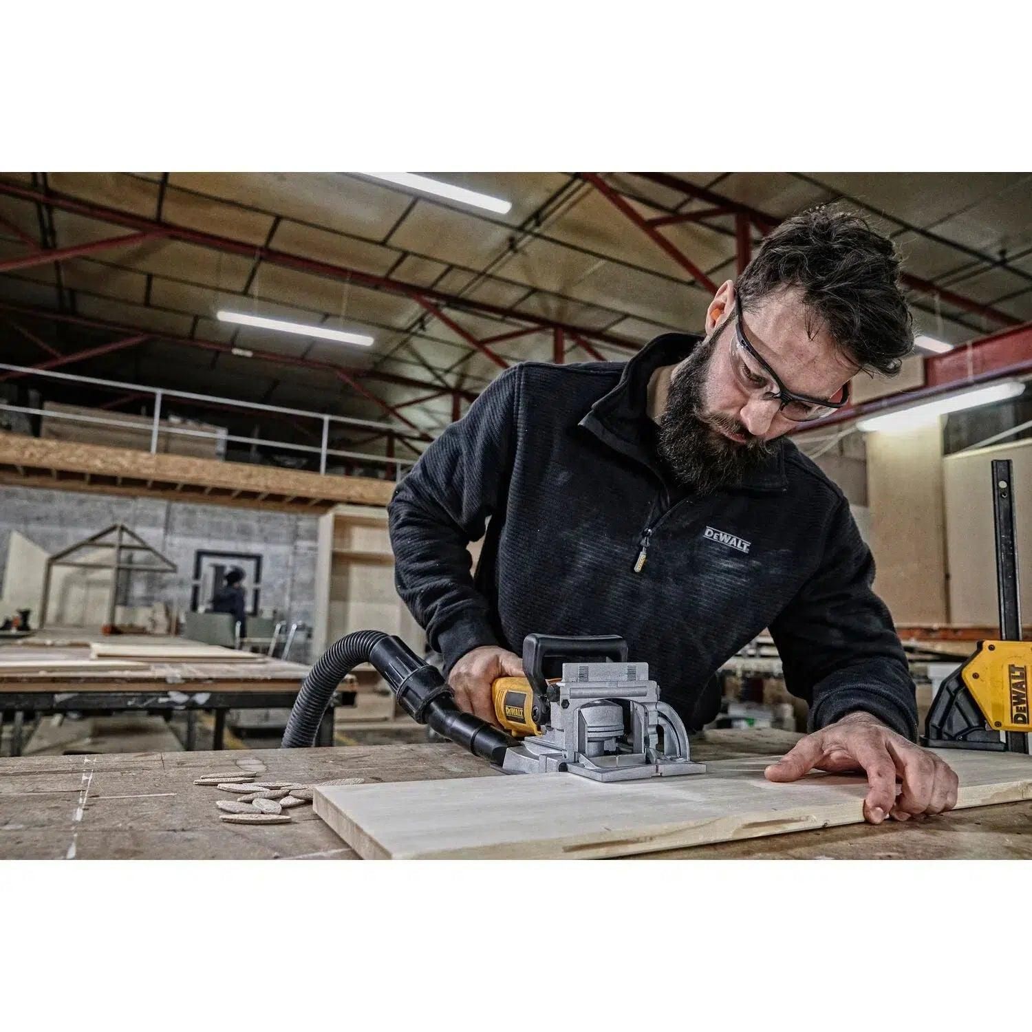 DeWALT DW682K Lamellenfrees