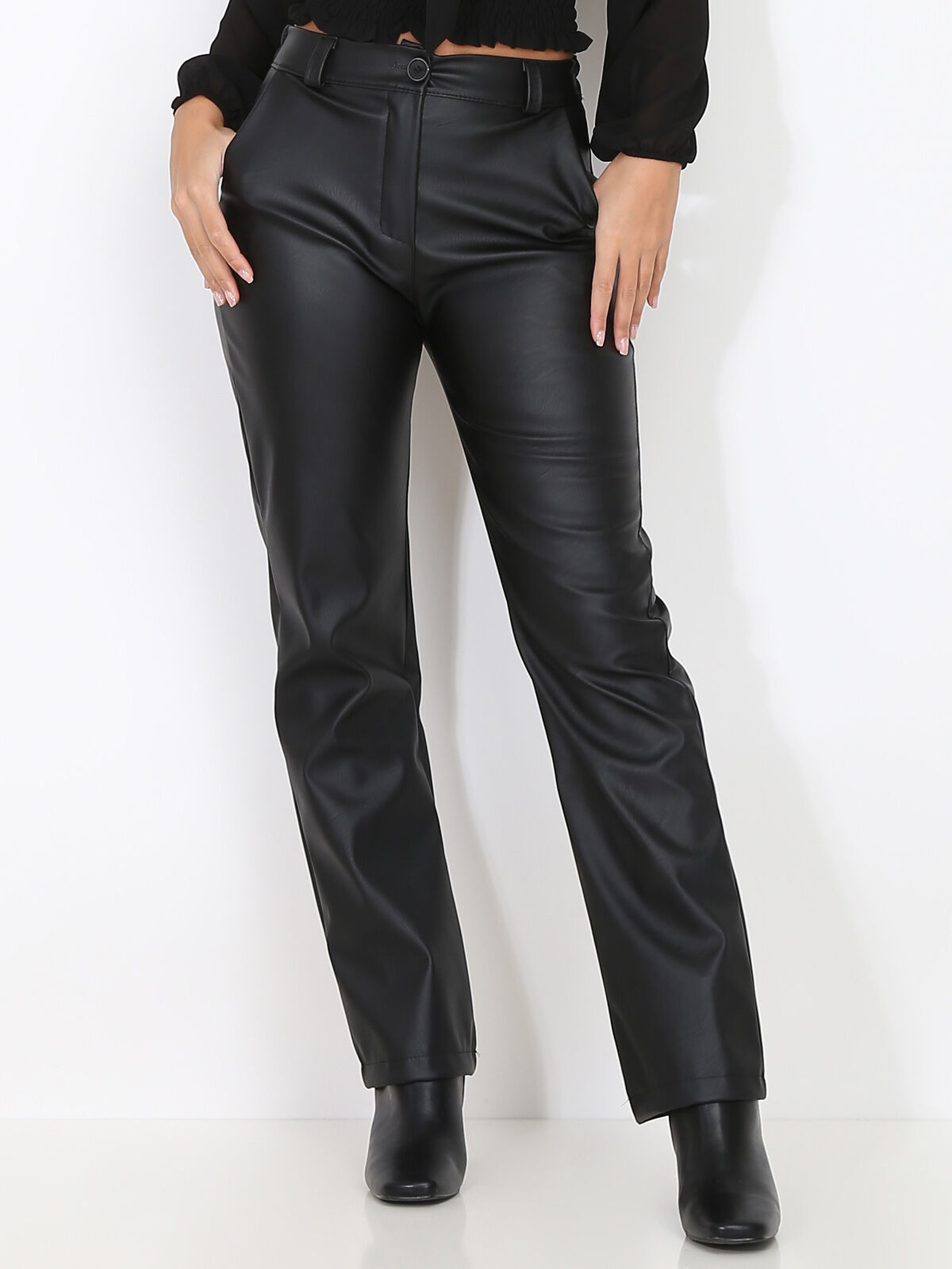 Pantalon droit en simili- Noir
