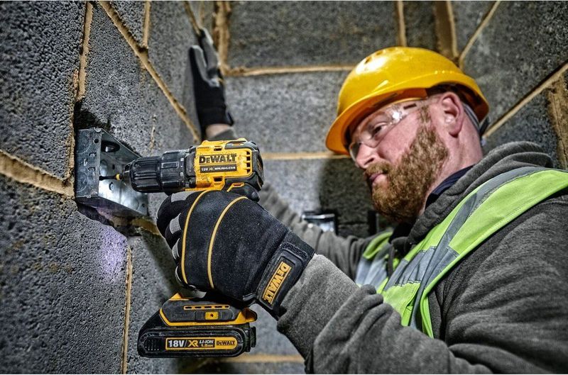 DeWALT DCD708N Compacte Accu Schroefboormachine 18V XR Basic Body