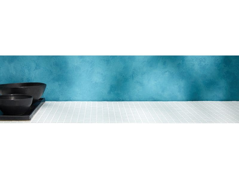 NIVEA MEN Deo Spray Black and White 150 ml Deo mit Anti-gelb Fleckenbildung auf weisser Kleidung, hinterlässt keine weissen Rückstände auf schwarzer Kleidung