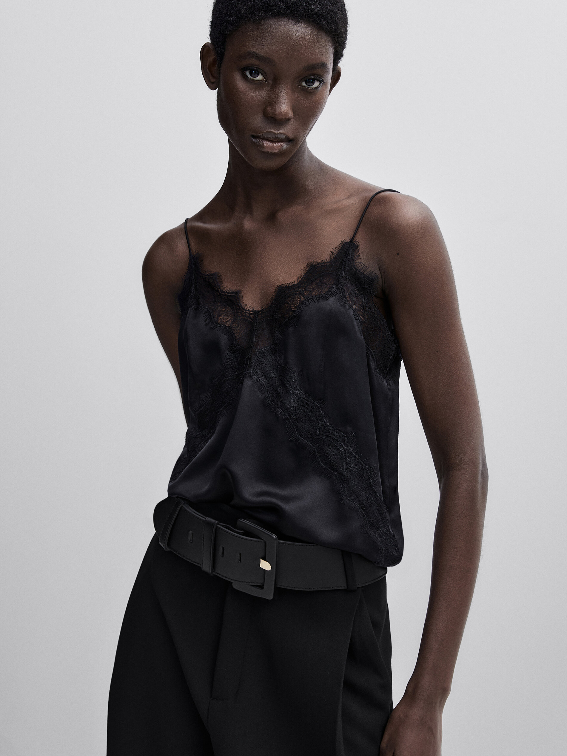 Top curto detalhe encaje -Studio - AZUL DARK