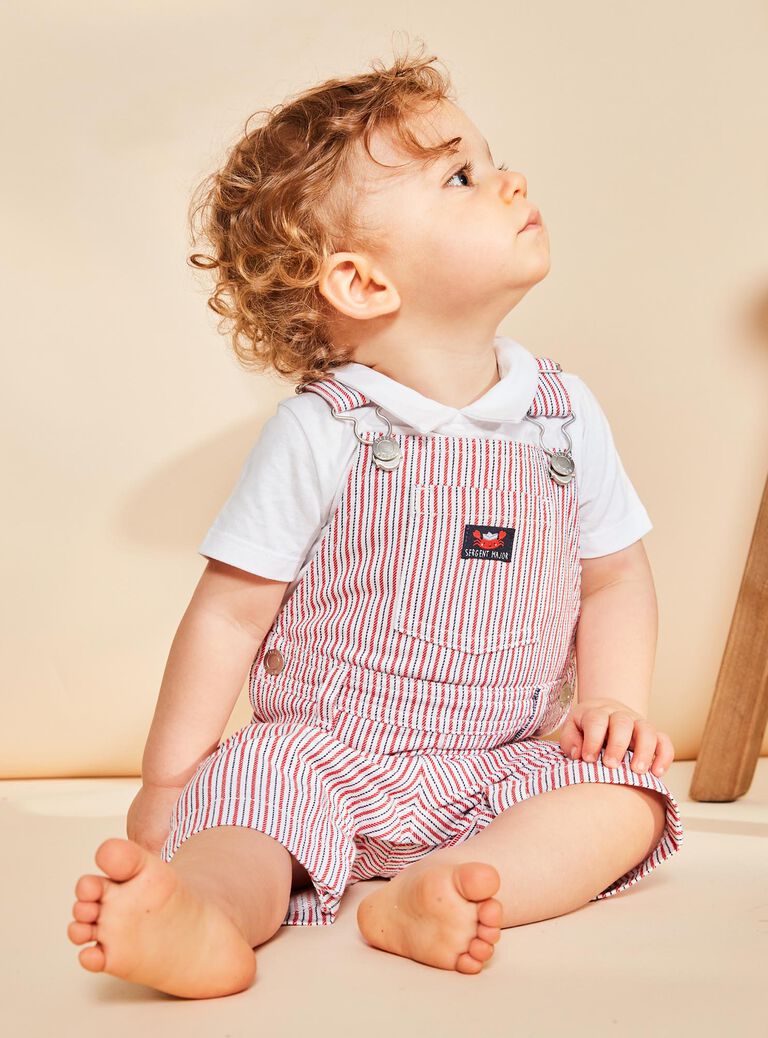 Salopette courte en twill à rayures rouge et bleu marine