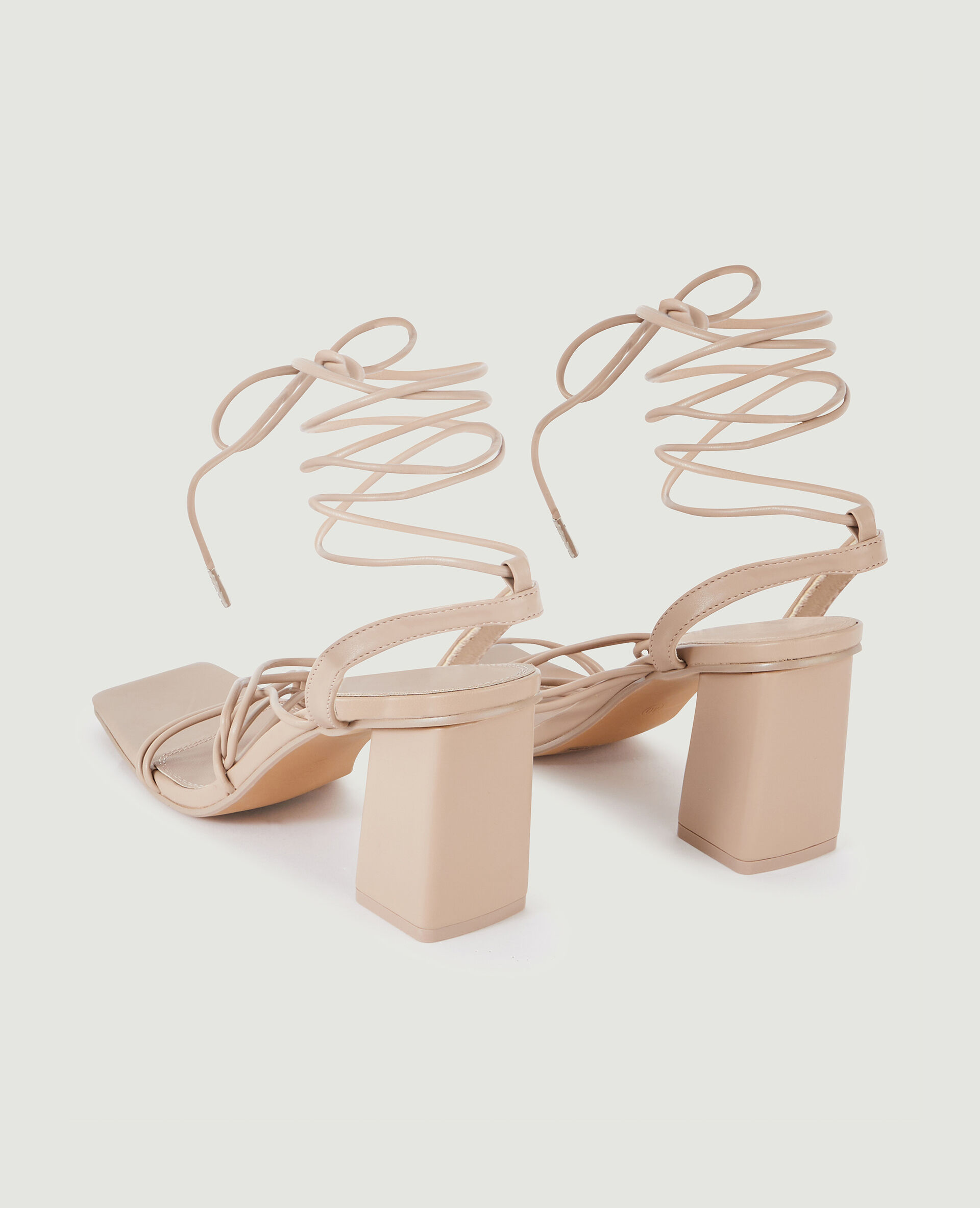 Sandales avec brides à nouer - Beige