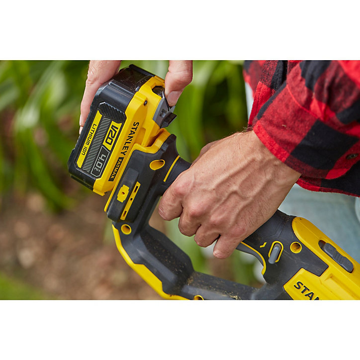 Coupe-bordure sans fil sur batterie 18 V Stanley Fatmax SFMCST933M1 33 cm (avec 1 batterie et 1 chargeur)