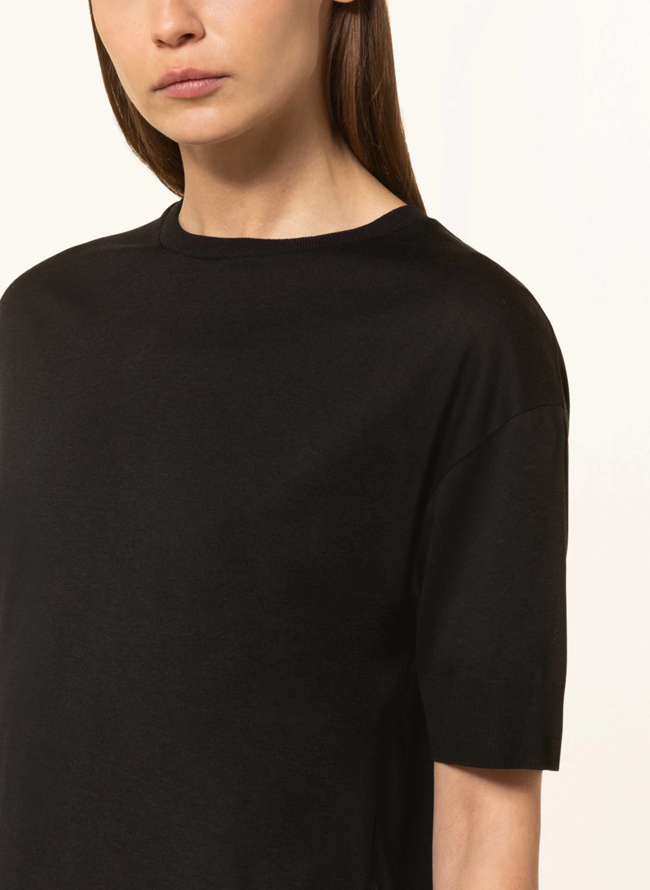 windsor. T-Shirt