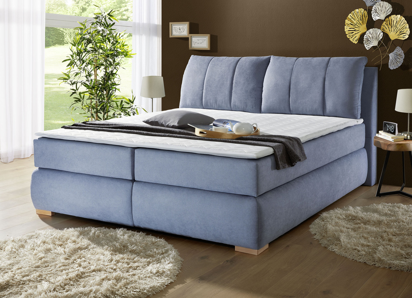 Boxspringbett mit Topper
