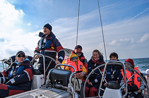 Maritimes Familienabenteuer an der Ostsee als Geschenk