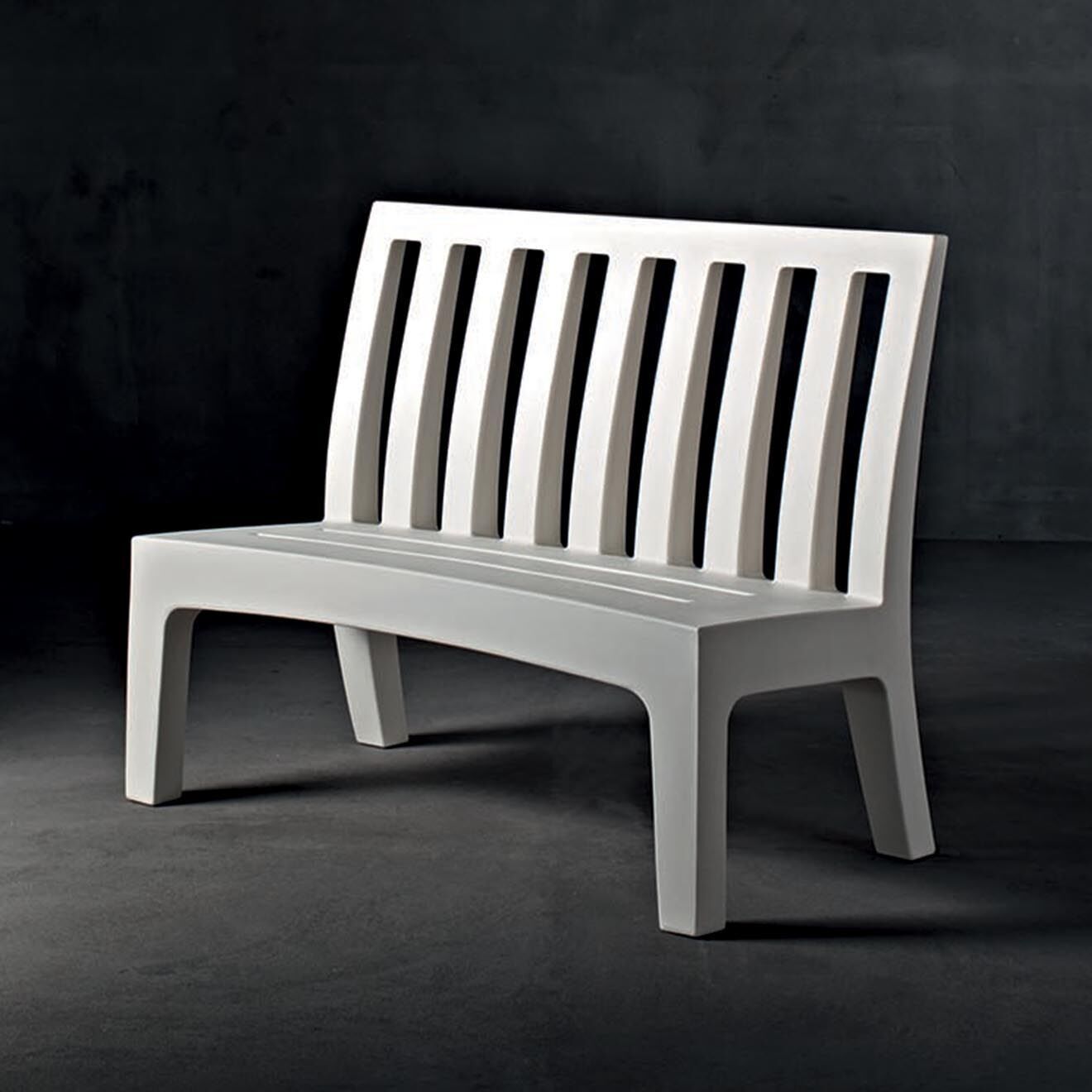 Serralunga Banc Roméo Design par Paolo Rizzatto blanc - 115x96x61 cm
