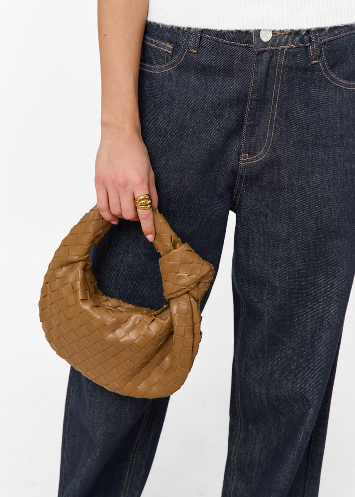 Claire tas bruin