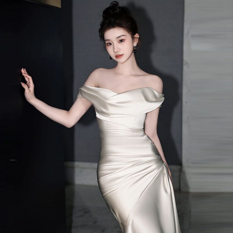 Yolarnte - Off Shoulder Effen Zeemeermin Trouwjurk