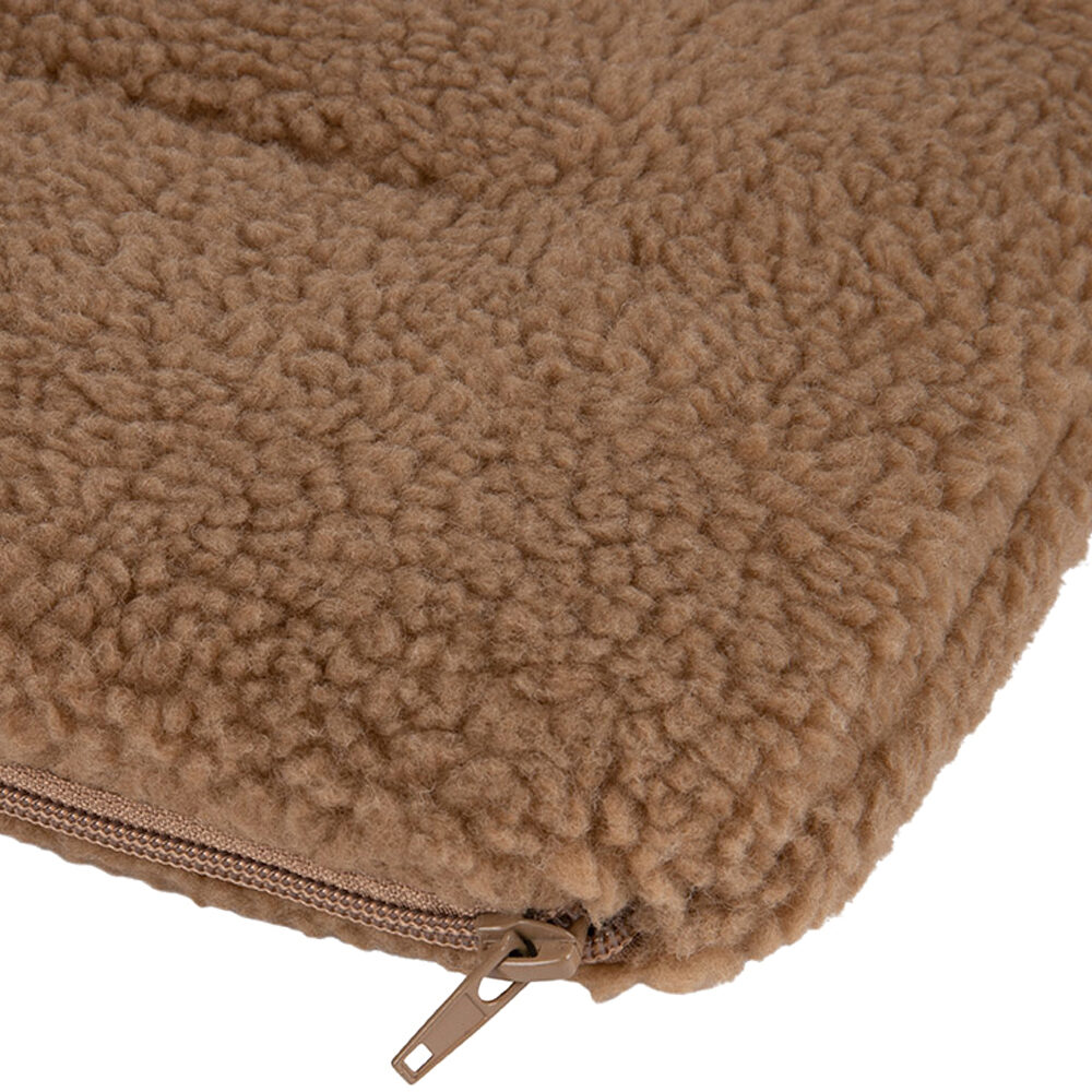 District 70 Sherpa Bench Mat