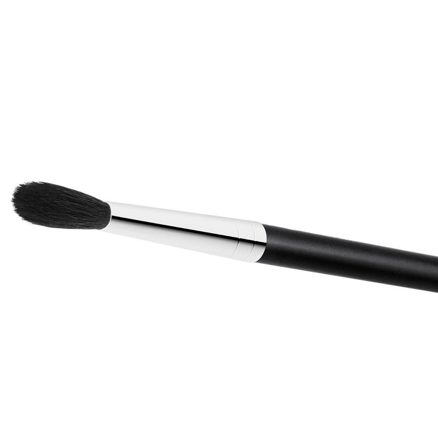 MAC 224S Tapered Blending Brush