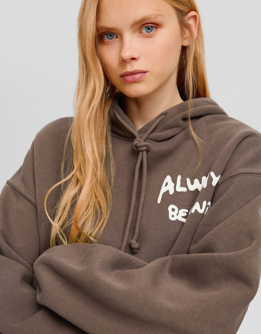 Moletom com capuz estampado