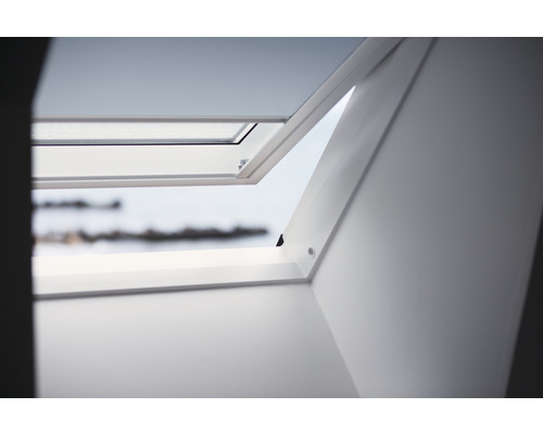 VELUX verduisterend rolgordijn, effen hemelsblauw, handmatig, wit frame, DKL C02 4576SWL