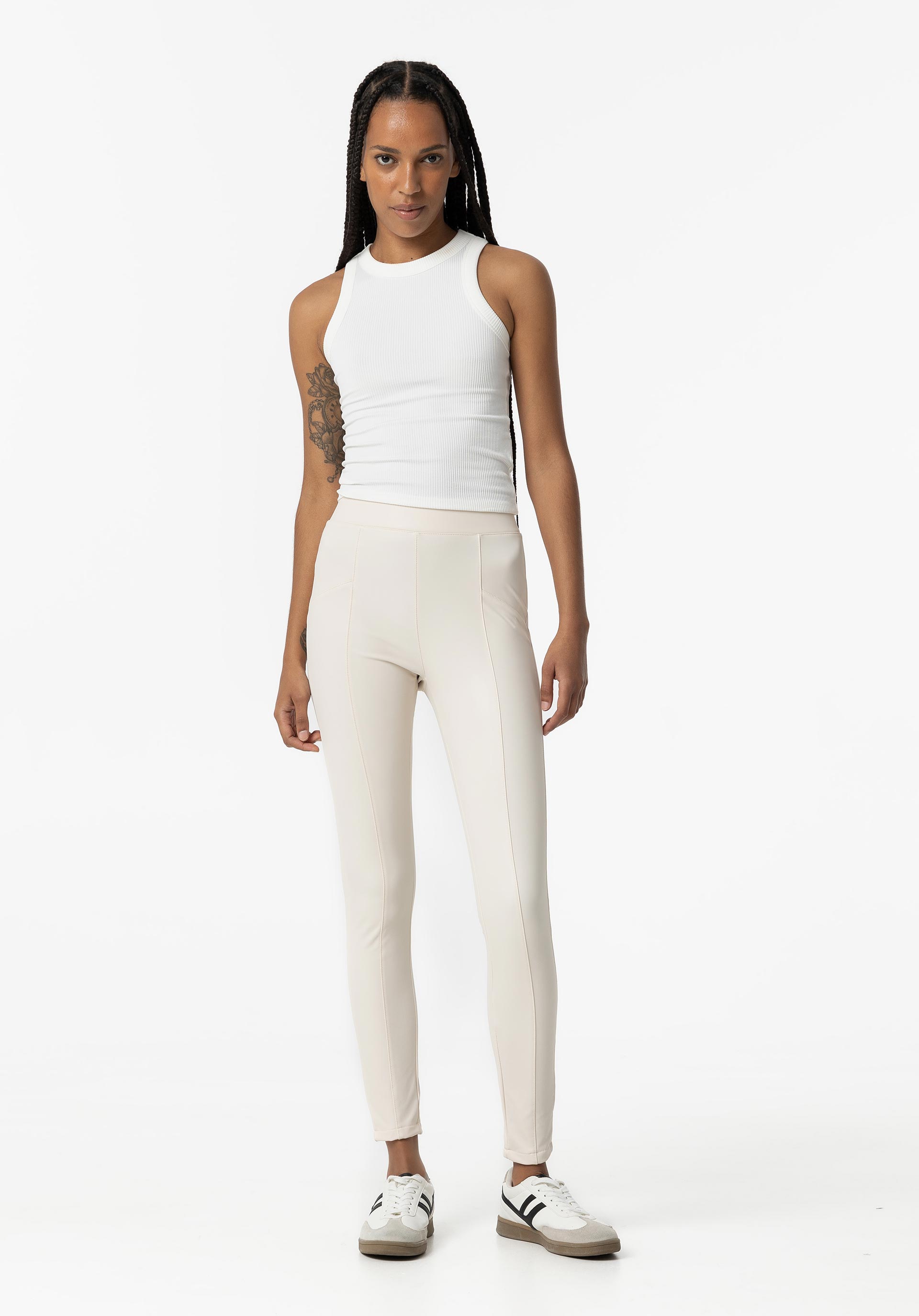 Leggings com Efeito Pele