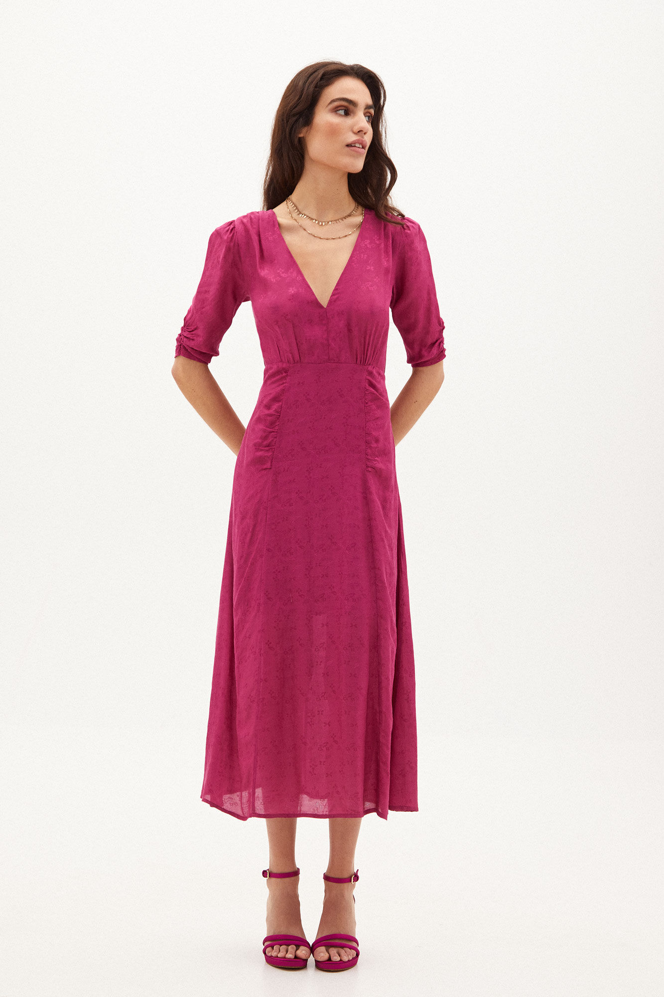 Vestido midi Paula Jacquard - Rosa