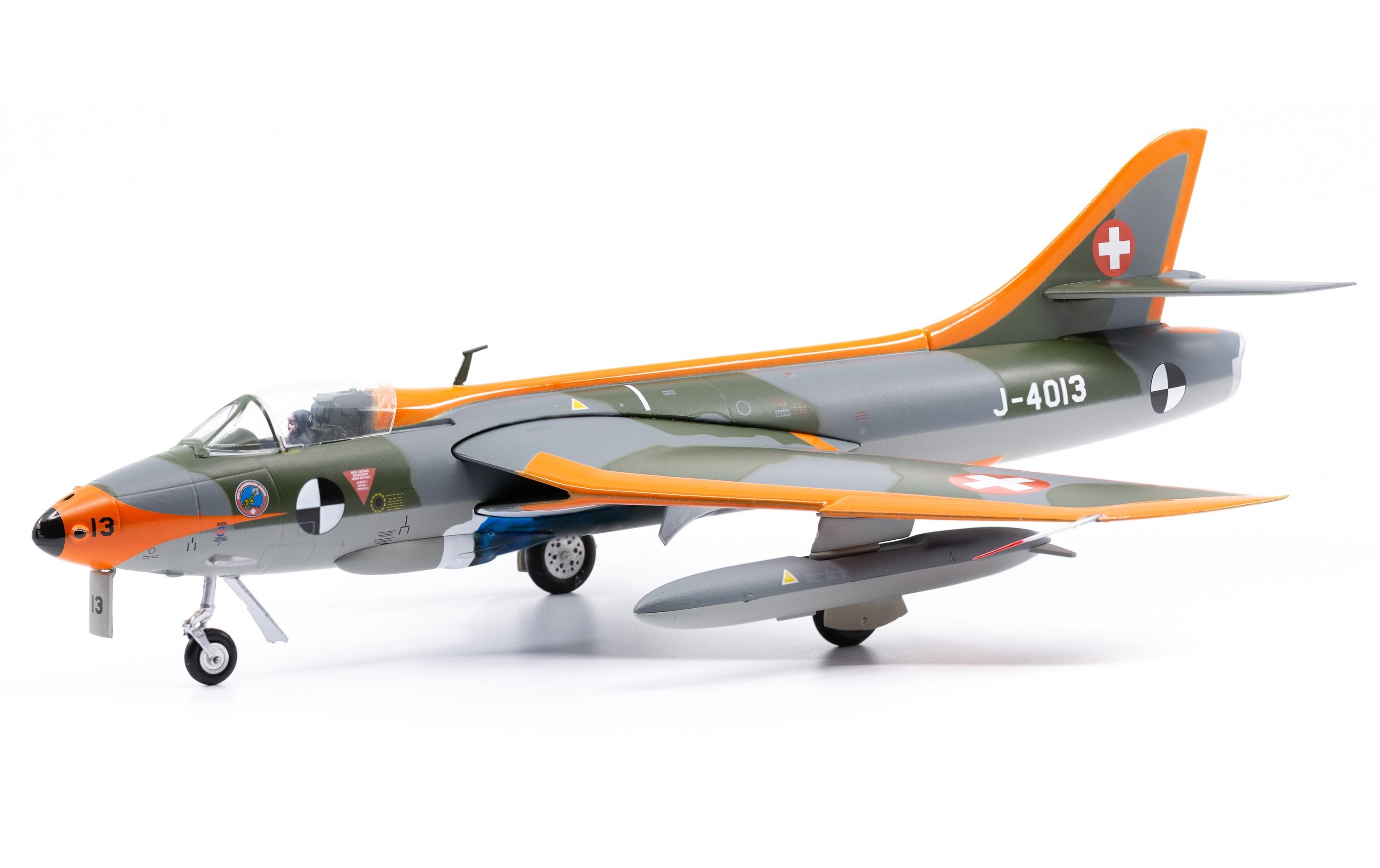 Jet Hawker Hunter Mk58 GRD J-4013 1:72Hunter Mk58 Kampfjet im Massstab 1:72