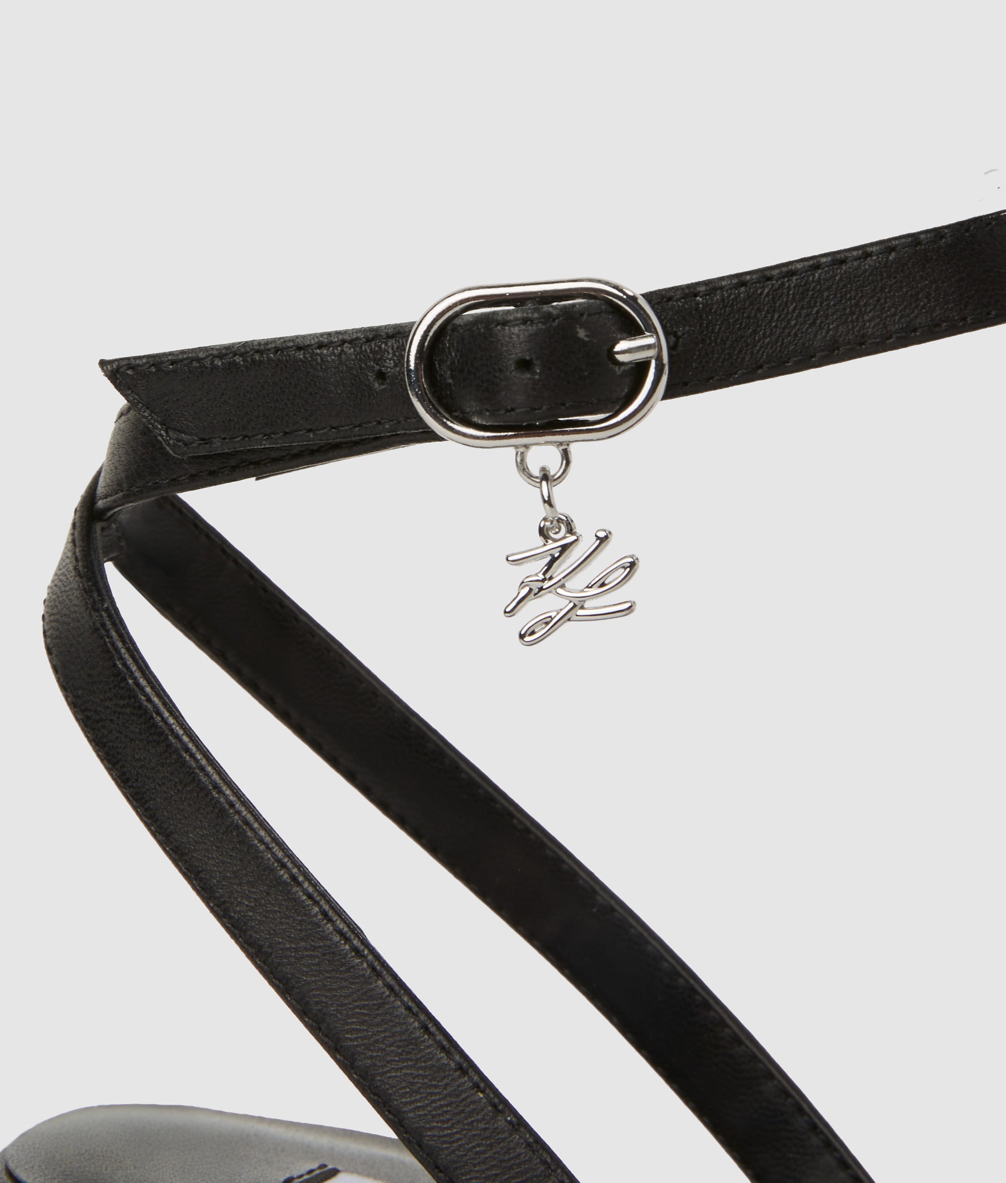 Karmel enkelband sandalen met hak