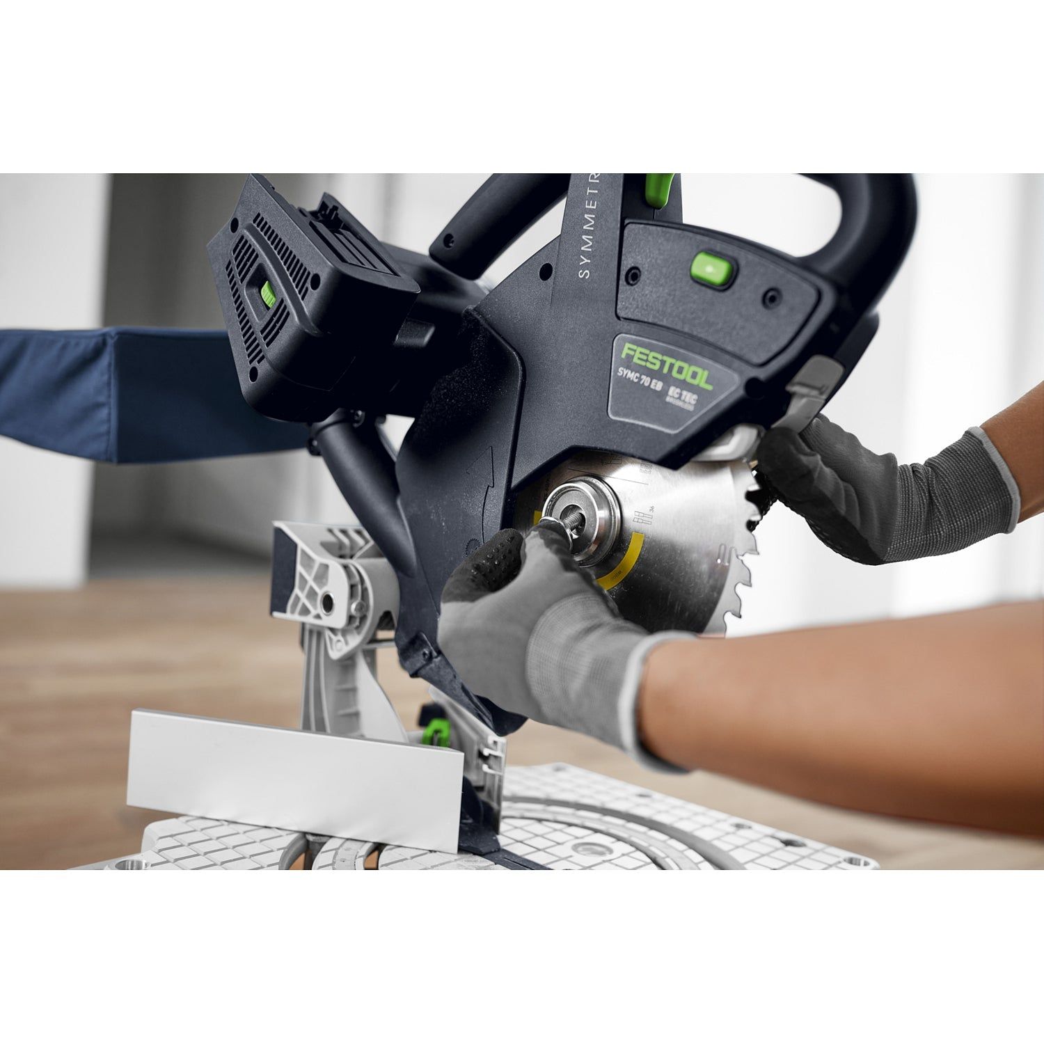 Festool SYMC 70 EB-Basic SYMMETRIC Accu Plintenzaag 18V - 577424