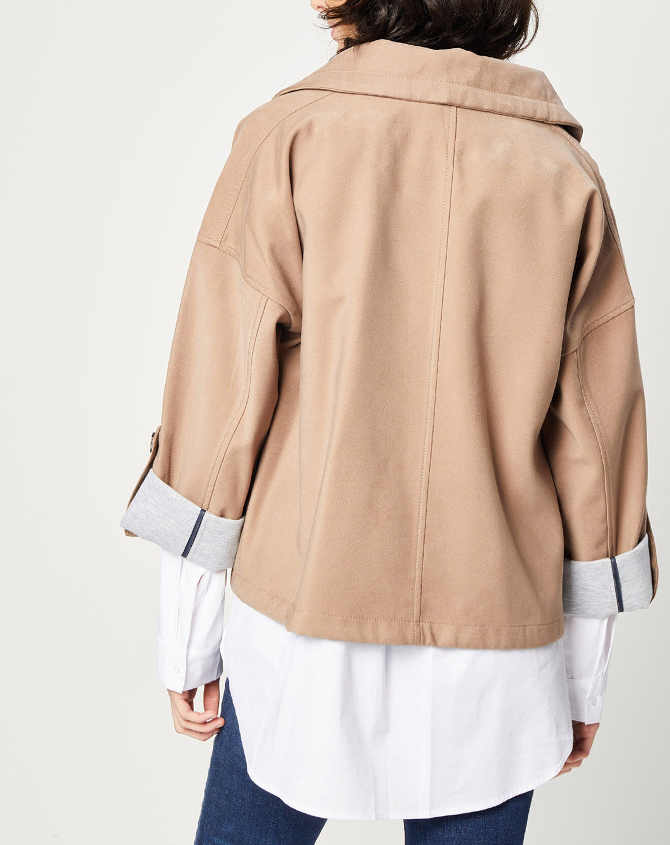 Esprit Blouson zippé à grande poche beige foncé