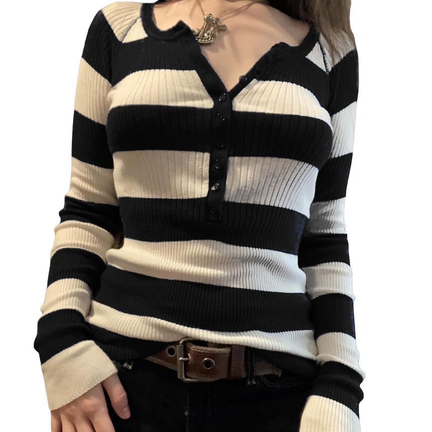 Rosesand - Gestreepte, slim-fit gebreide top met lange mouwen