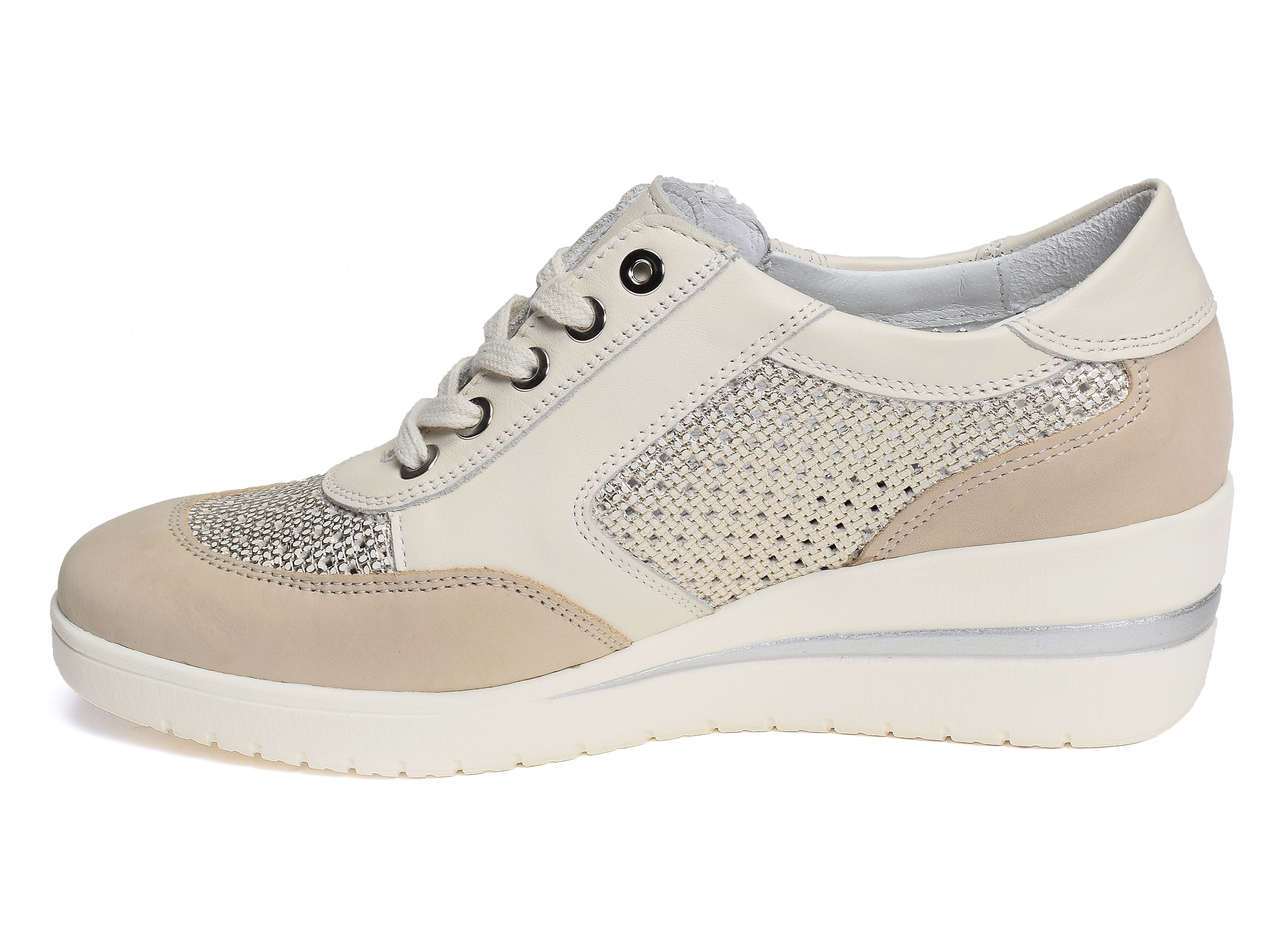 Precilia perf beige
