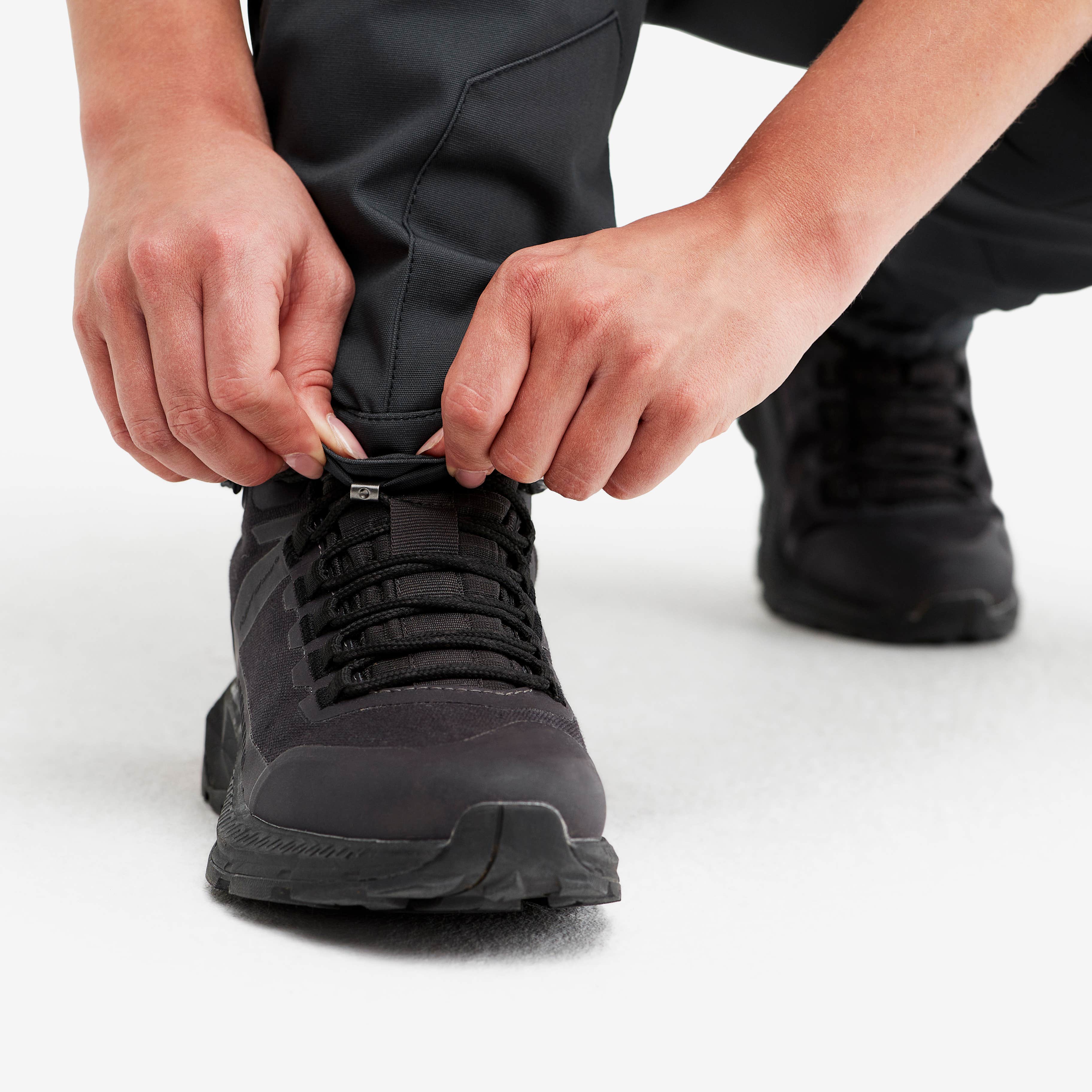 Silence T-zip Pants Dame Black