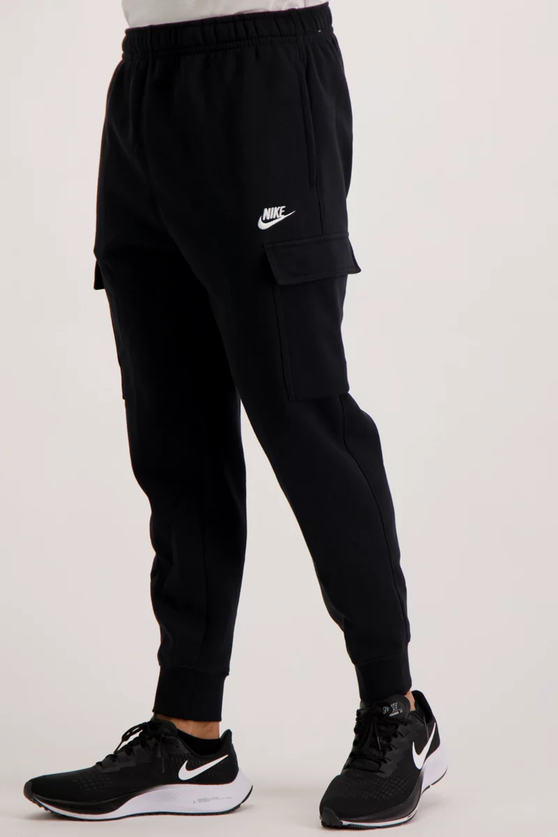 Nike Sportswear Club Fleece Herren Trainerhose