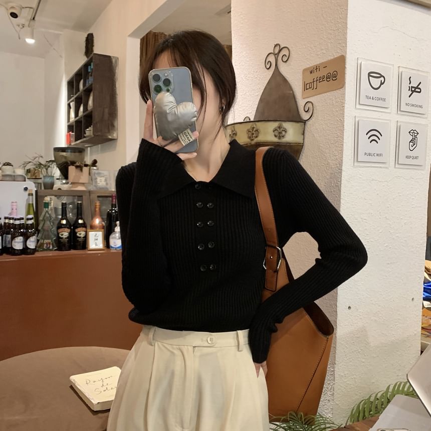 Ukiyo - Lange mouwen, kraag, effen geribbelde gebreide crop top