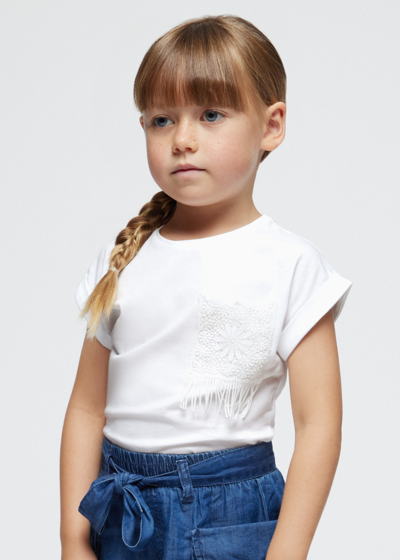 Camiseta de crochê com bolso para meninas em Granada