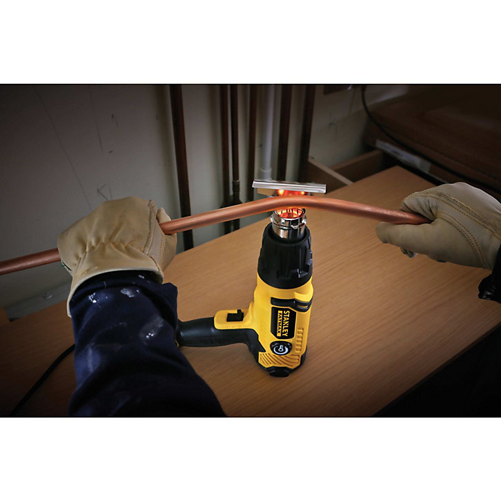 Décapeur thermique Stanley Fatmax FME670K QS 2000W