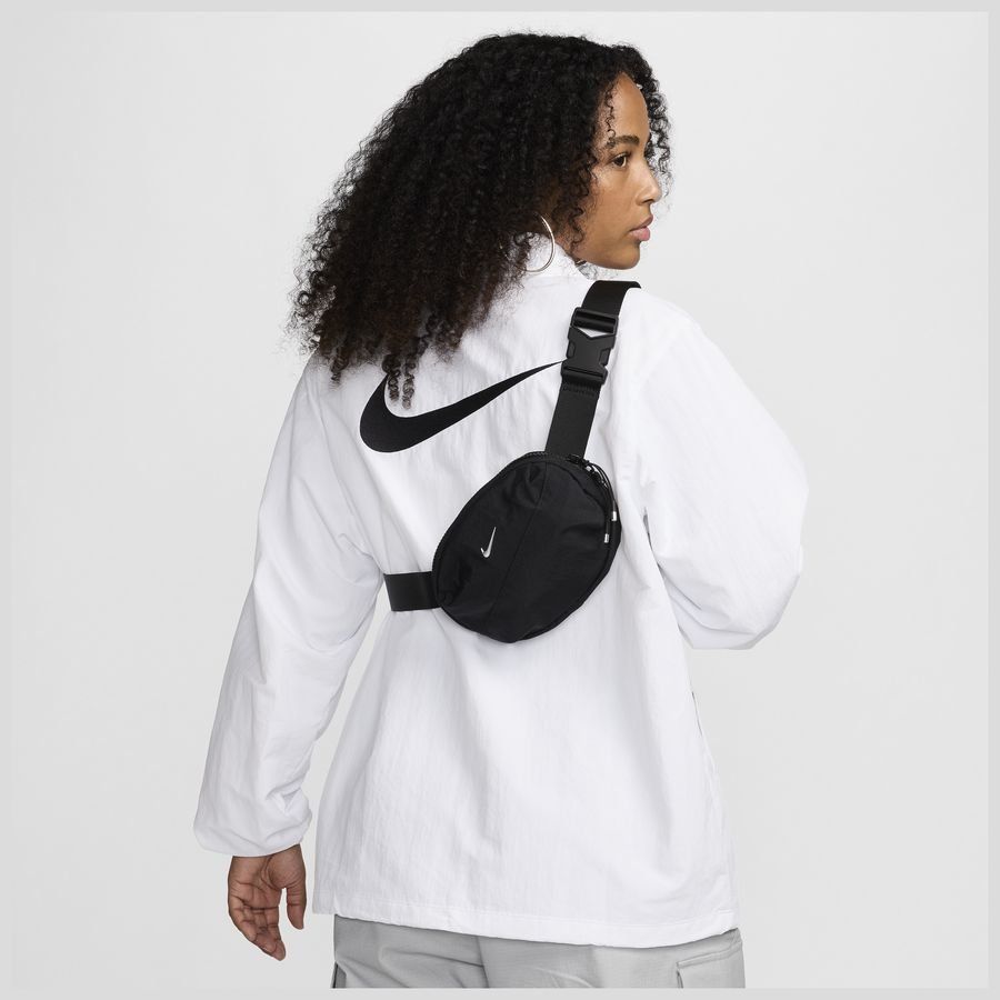 Nike Aura