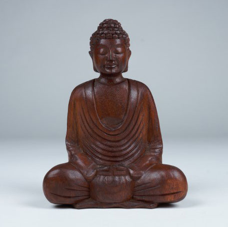 Handgeschnitzte Buddhafigur sitzend, L 8 cm, B 15 cm, H 22 cm von fischer's lagerhaus