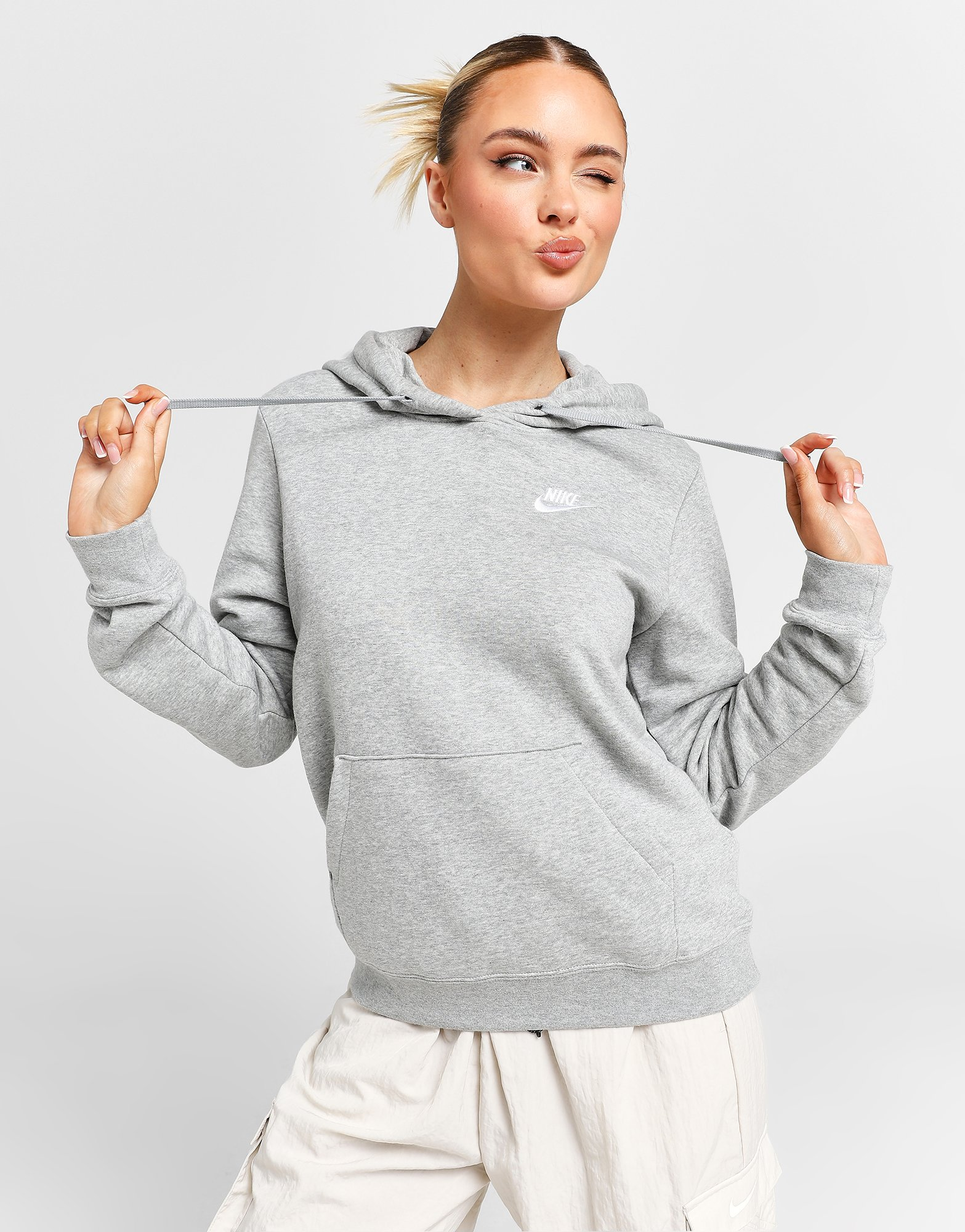 Nike Sweat à capuche Sportswear Club Fleece Femme