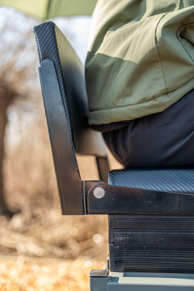 Station Ultimate Hyperga BX Seatbox