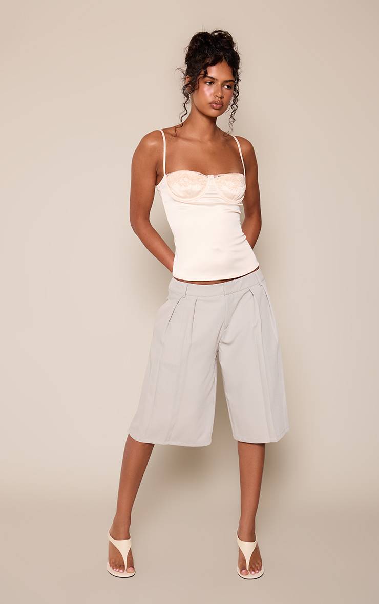 Gris Short Bermuda Tissé À Détail Plissé