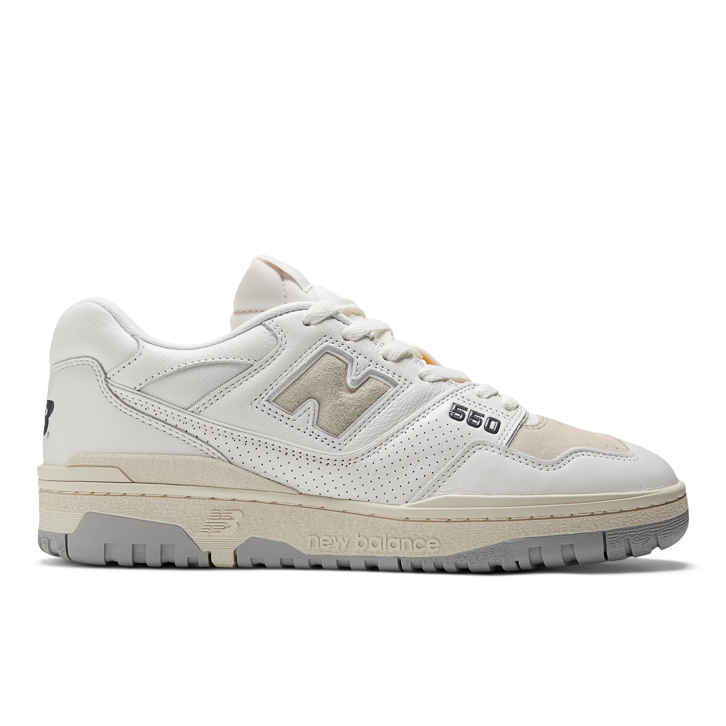 550 White con Timberwolf e Raincloud