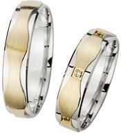 Trouwringen geel en witgoud met Diamanten breedte 5 mm