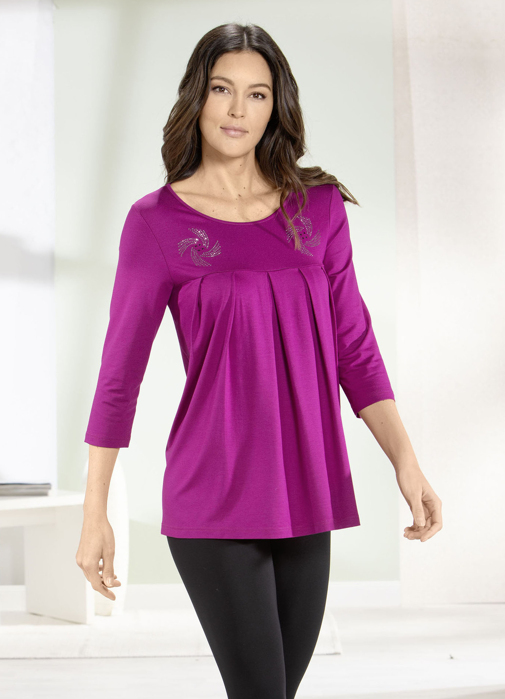 Longshirt mit Zierplättchen in 3 Farben