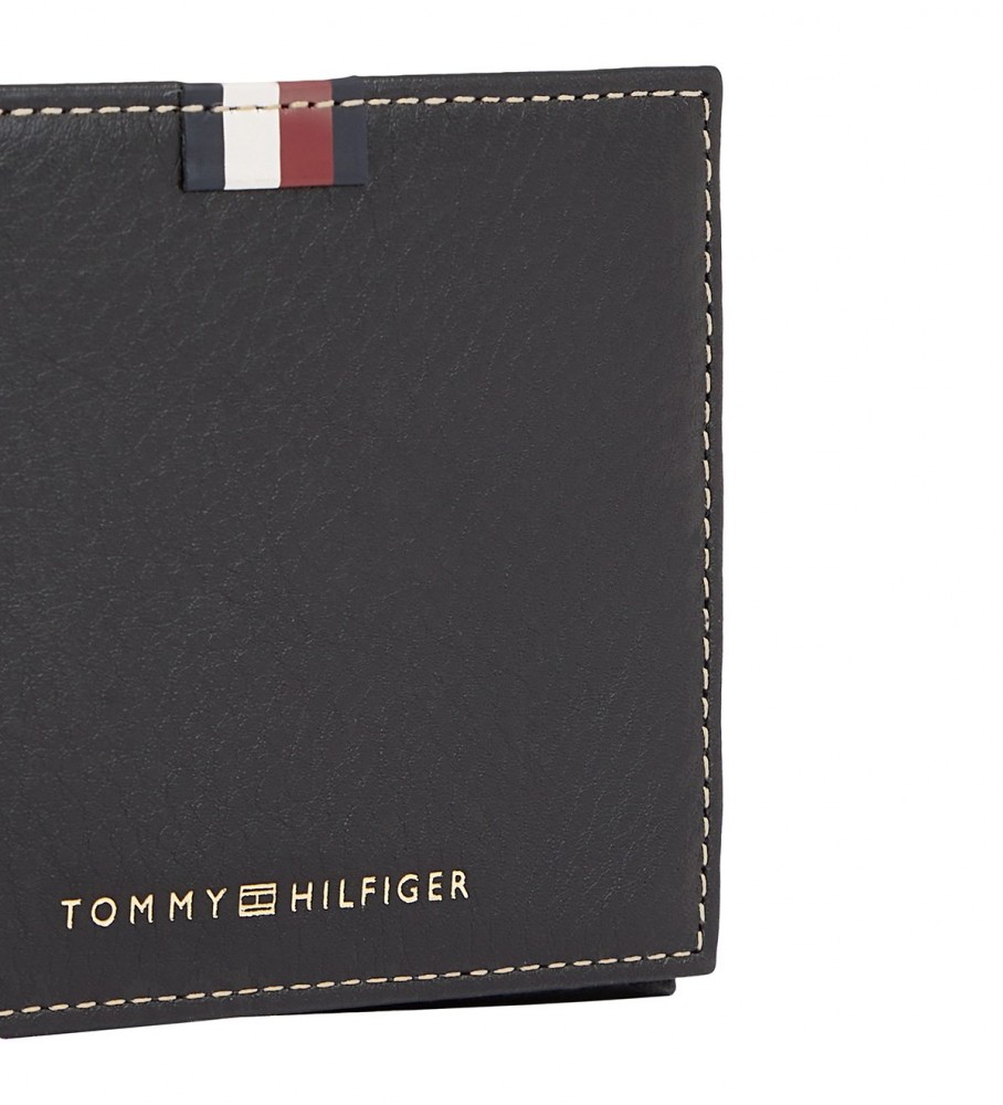 Carteira pequena de couro premium Tommy Hilfiger com alça, preta.
