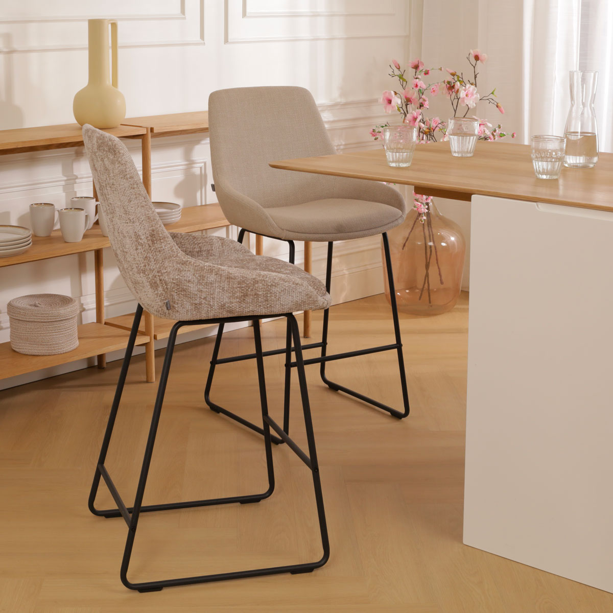 Barkruk Nino-Isa bruin - zwart onderstel - 75 cm