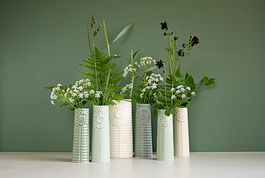 Dottir  Pipanella Dotted vase, hvid - 15x5 cm.