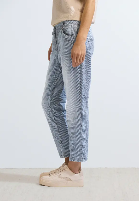 Casual Fit Jeans - mid blue wash