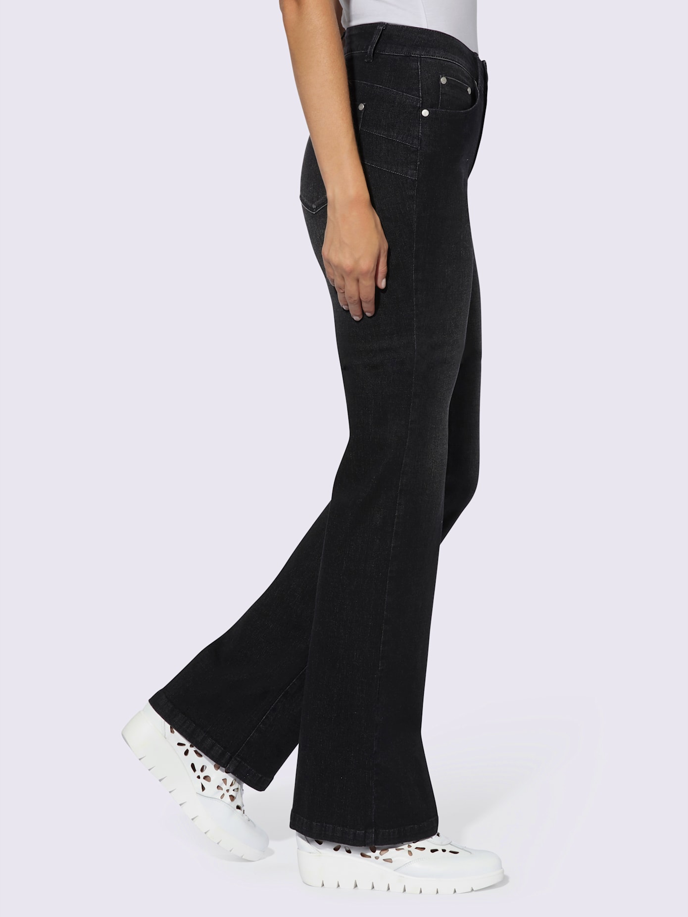 Jeans effet ventre plat coupe bootcut tendance