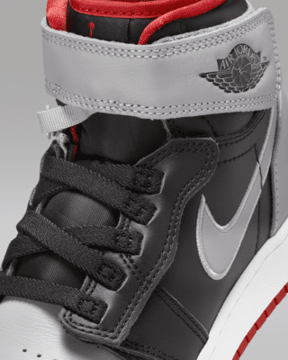 Air Jordan 1 Hi FlyEase Older Kids' Shoes